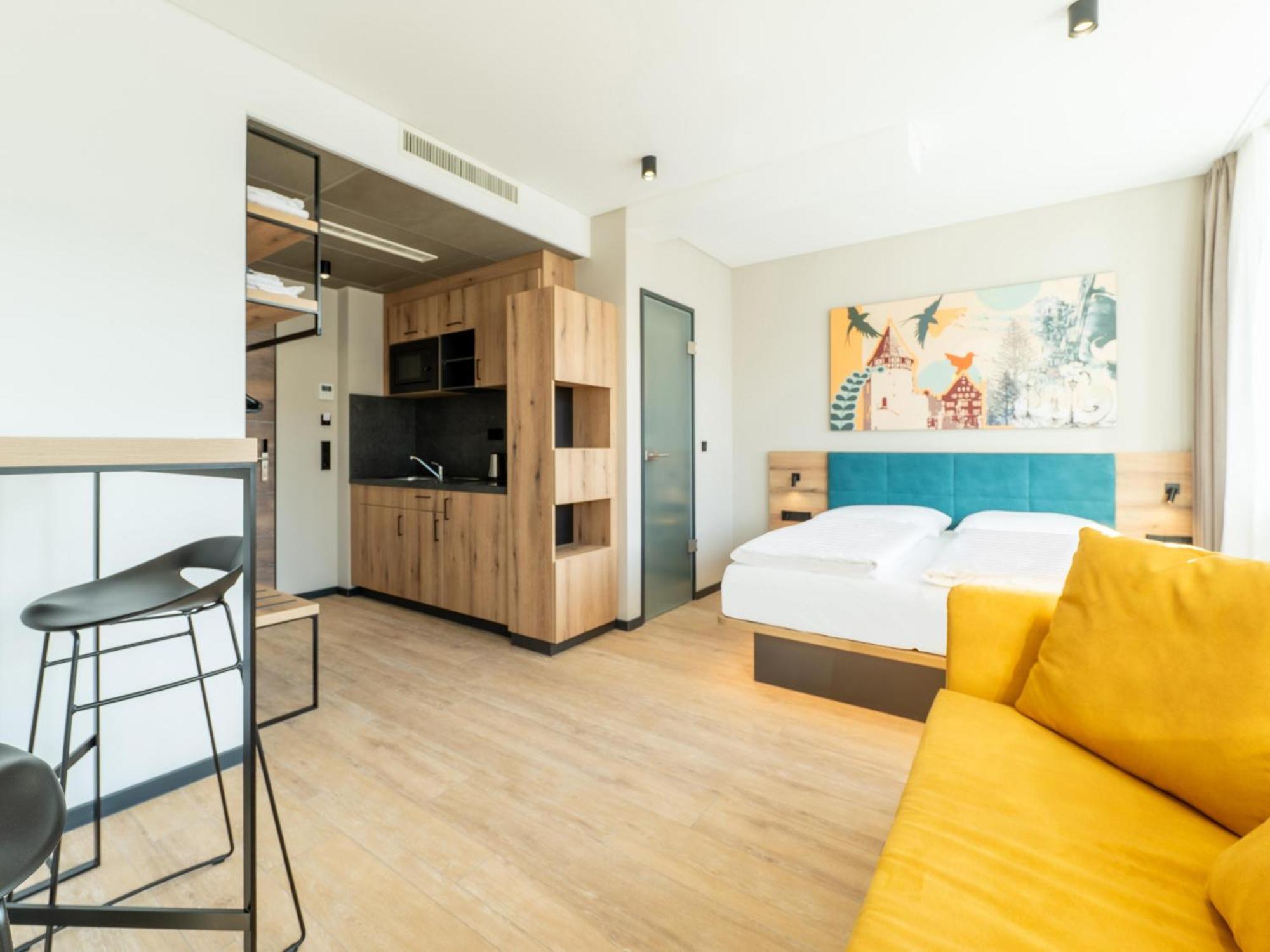 B&B Hotel Albstadt-Hbf Bagian luar foto
