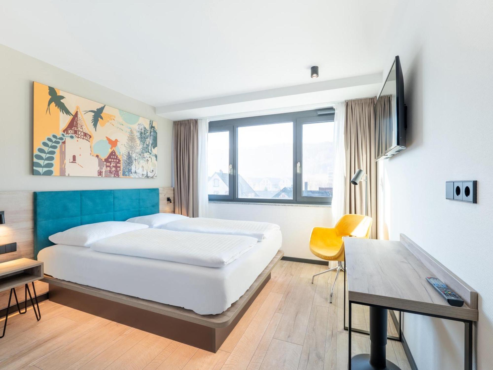 B&B Hotel Albstadt-Hbf Bagian luar foto